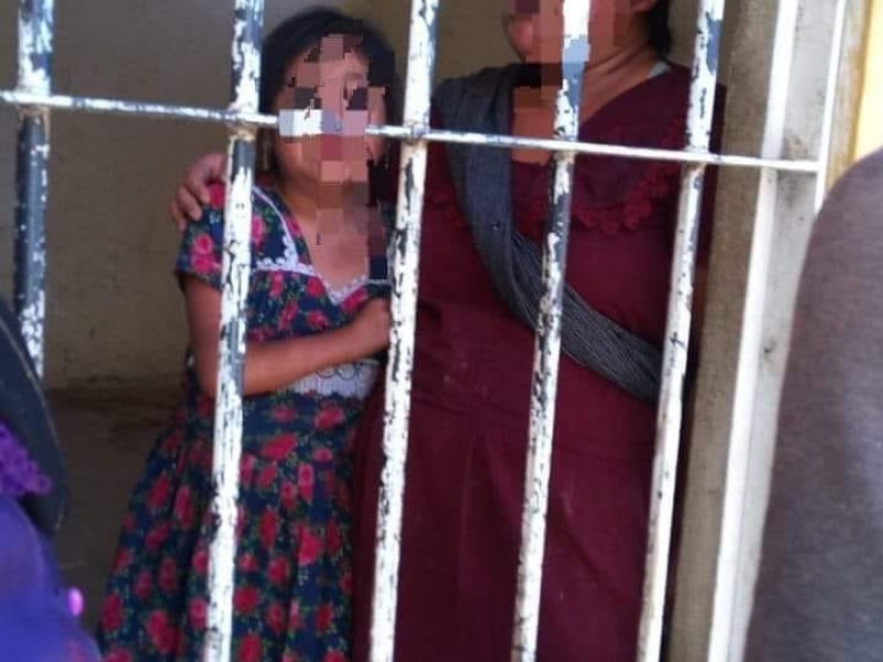Madre e hija fueron encarceladas; pobladores denuncian abuso de autoridad