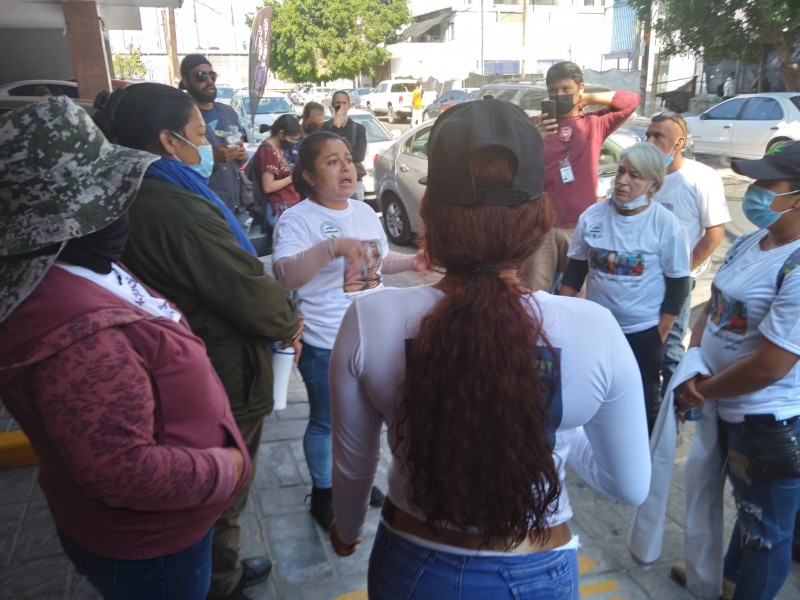 Madres buscadoras de Sonora piden seguridad del gobernador Enrique Alfaro