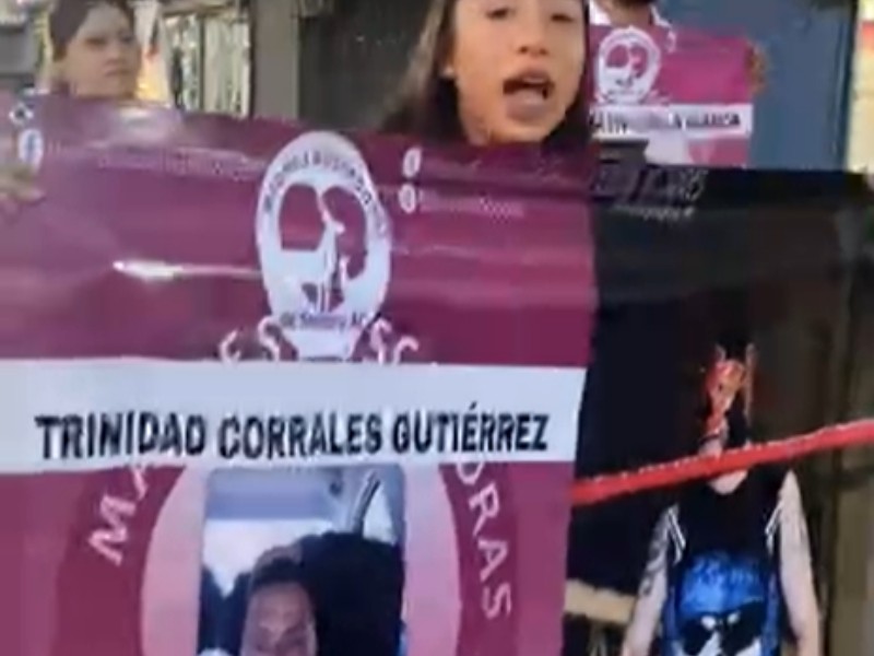 Madres Buscadoras marchan en Nogales