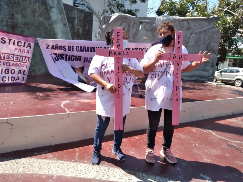 Madres de mujeres asesinadas de Chiapas recorren el país