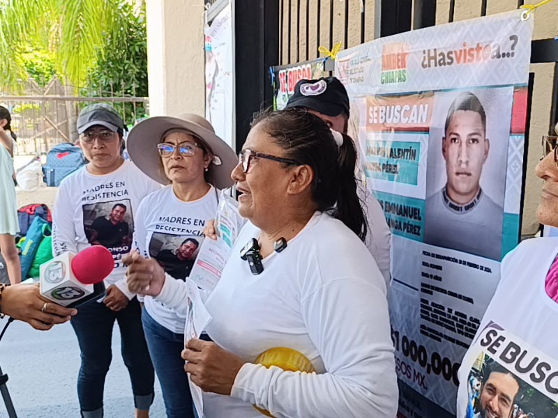 Madres en Resistencia, con plantón exigen audiencia con el gobernador de Chiapas