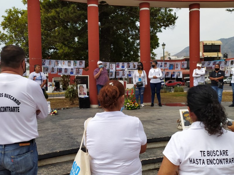 Madres esperan años para identificar restos localizados en fosas clandestinas