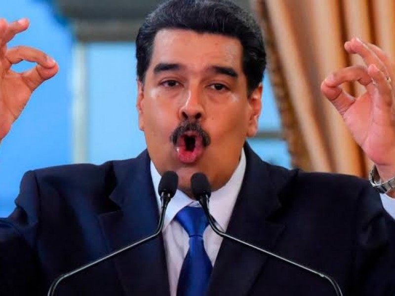 Maduro rompe relaciones diplomáticas y políticas con Colombia