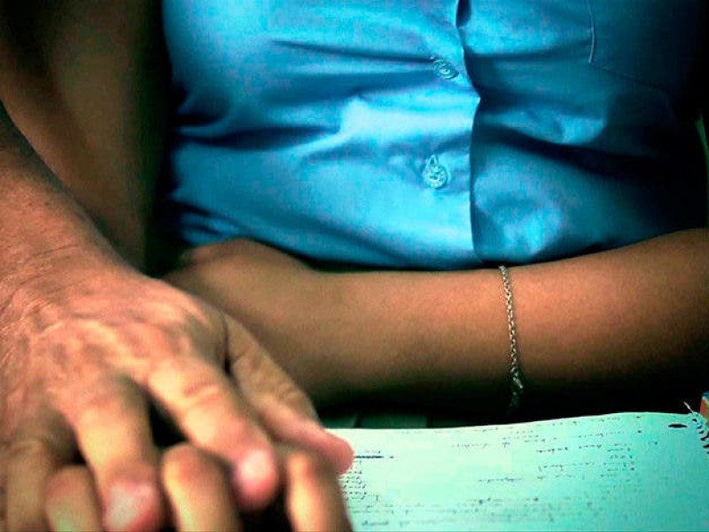 Maestra de BADEBA expone represalias por denuncia de acoso sexual