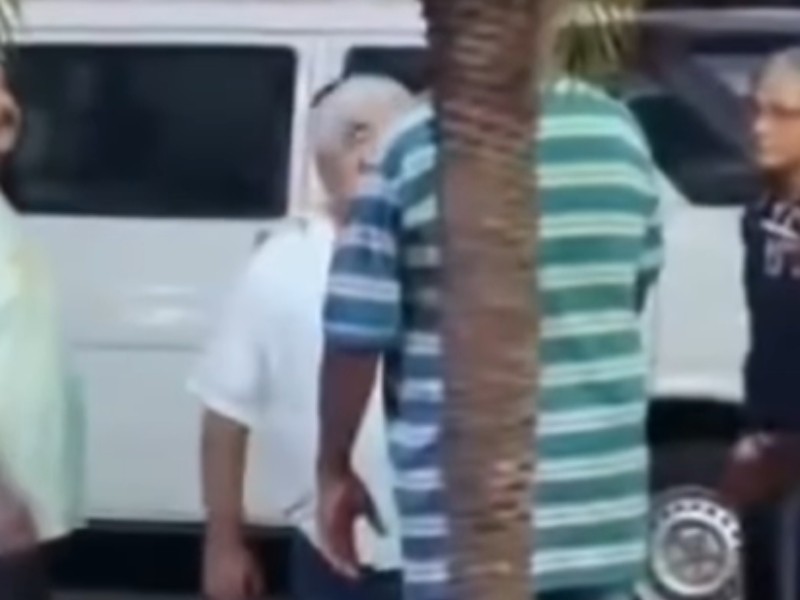 Maestro del CETMAR en Veracruz amenaza e insulta a padre de familia