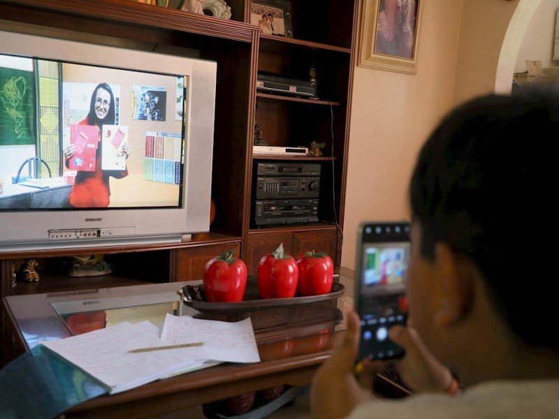 Maestros buscarán a estudiantes sin acceso a televisión y radio