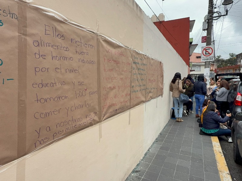 Maestros cierran preescolar tras retención de 11 horas