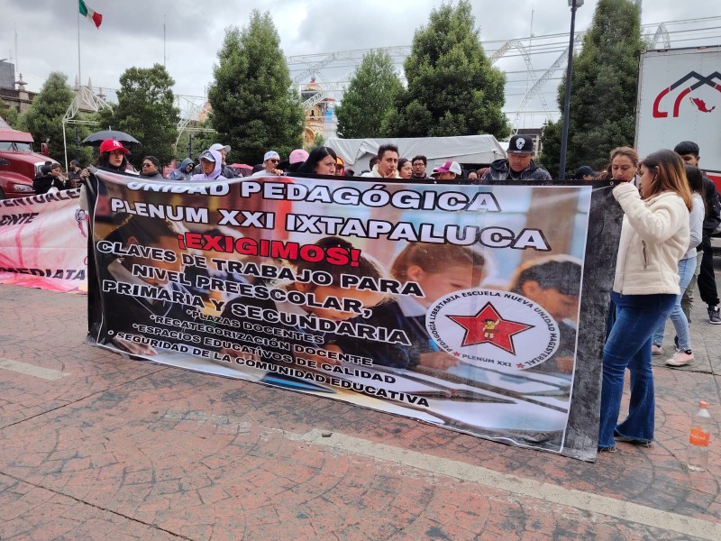 Maestros del CNTE colapsan Edomex; piden basificaciones e infraestructura escolar