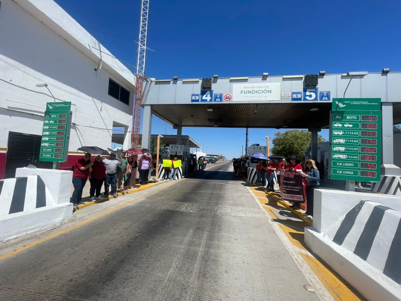 Maestros del sur de Sonora intensifican protestas: toman caseta