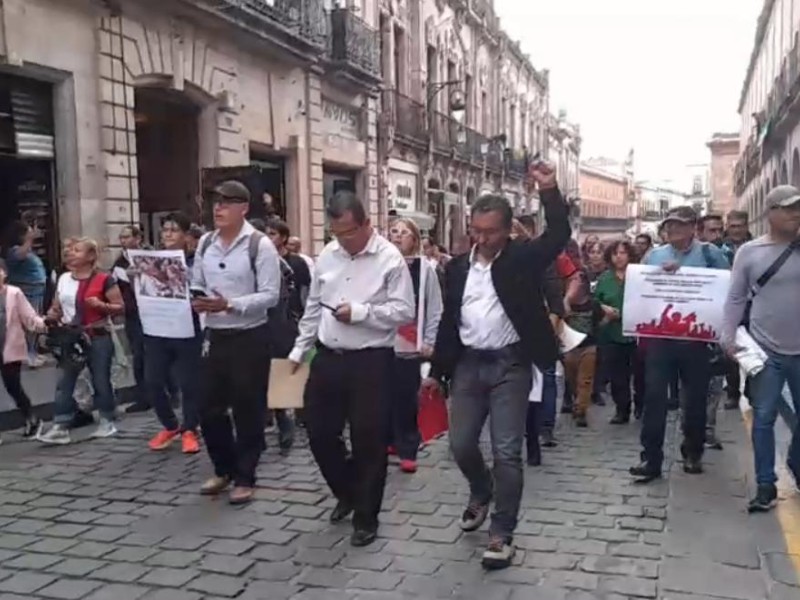 Maestros exigen a Claudia Sheinbaum cumplimiento de acuerdos y certeza laboral
