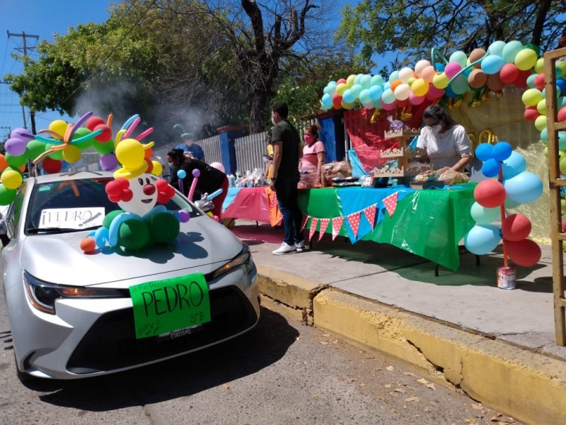 Maestros logran celebrar a los niños aún con pandemia