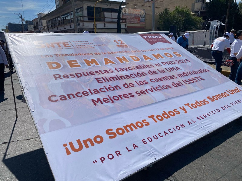 Magisterio duranguense exige solución a desigualdad salarial y adeudos