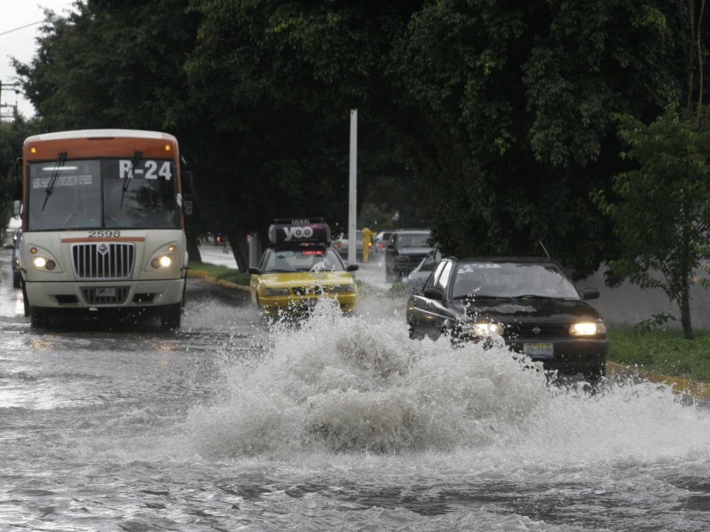 Mala planeación urbana causa inundaciones en temporal de lluvia