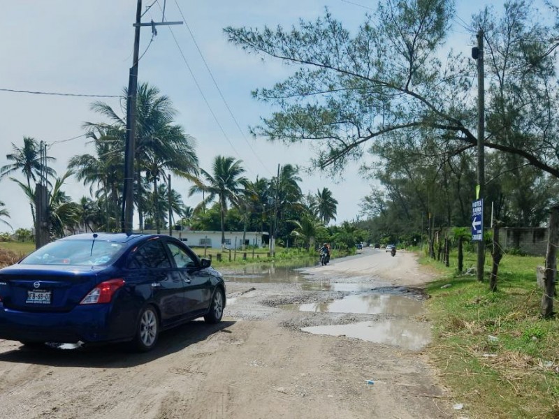 Malas condiciones en las rutas y accesos en Tuxpan