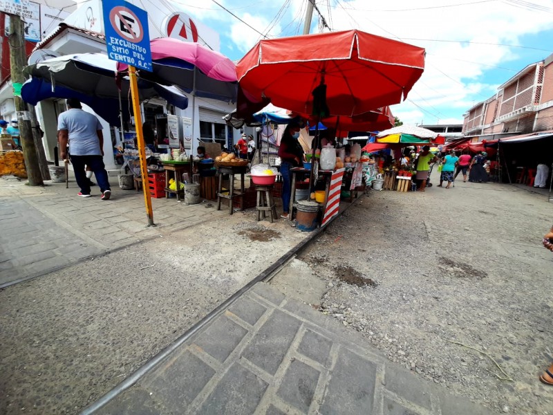 Mancha urbana que obligó reubicación de vías ferroviarias en Tehuantepec