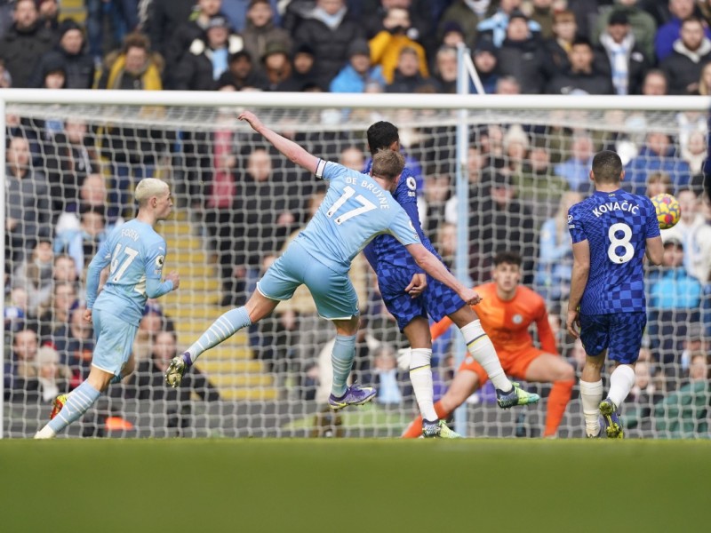 Manchester City vence a Chelsea y amplia su liderato