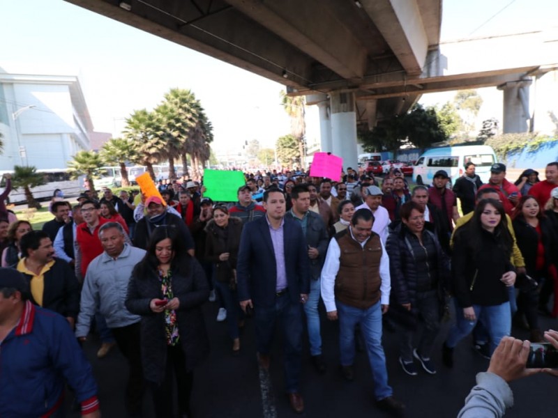 Manifestaciones desquician San Lázaro; policía llega para liberar