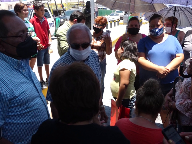 Manifestantes cierran bulevar Revolución por falta de agua