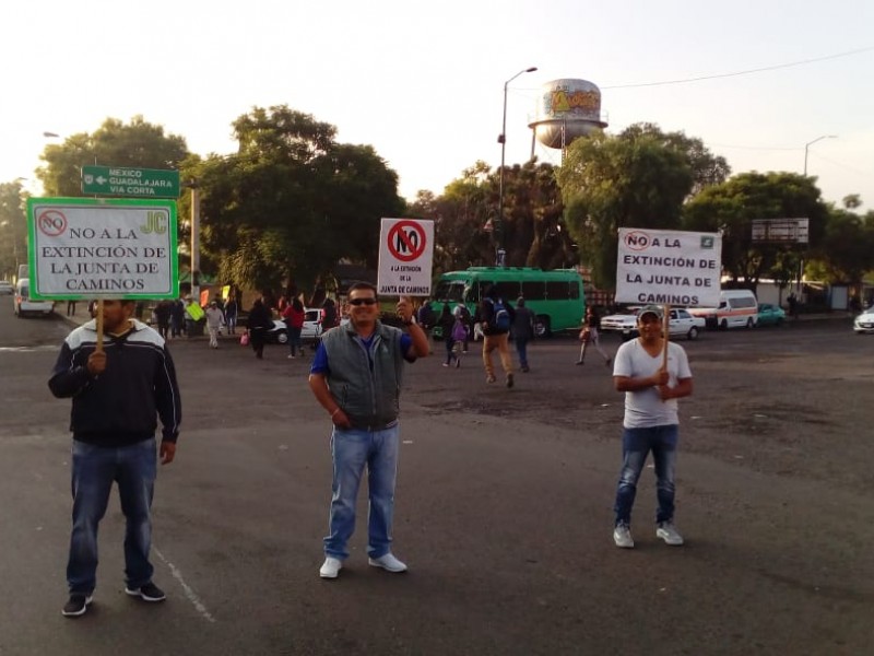 Manifiesta junta de caminos retraso en pagos