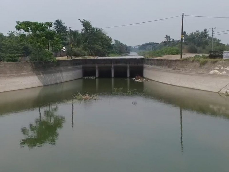 Mantendrán cerrado canal de Mixtequilla