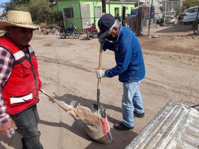 Mantiene Ecología Municipal encalado de áreas afectadas con derrames