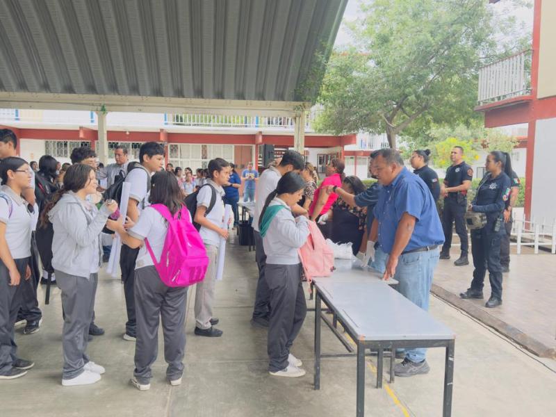 Mantienen Operativo Mochila y monitoreo digital en escuelas duranguenses
