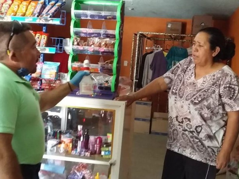 Mantienen supervisión al comercio en San Joaquín por COVID-19