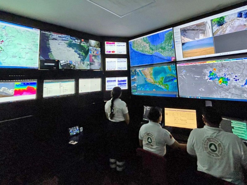 Mantienen vigilancia por Onda Tropical 23