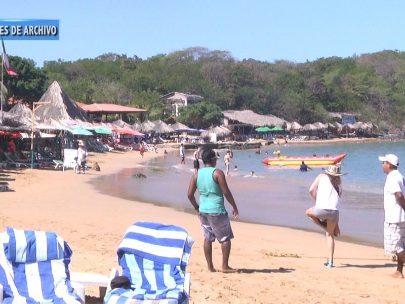 Mar de fondo afecta  600 familias turisteras