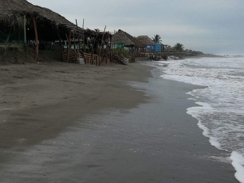 Mar de fondo afecta Chiapas