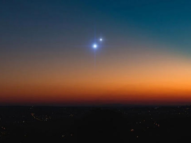 Maravilla astronómica: Conjunción Celeste esta noche de sábado