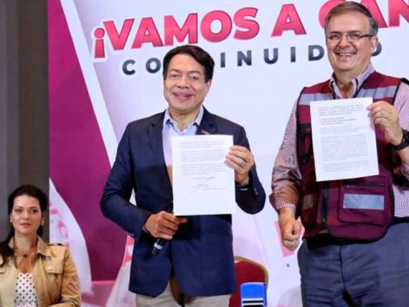 Marcelo Ebrard se registra como precandidato presidencial de Morena