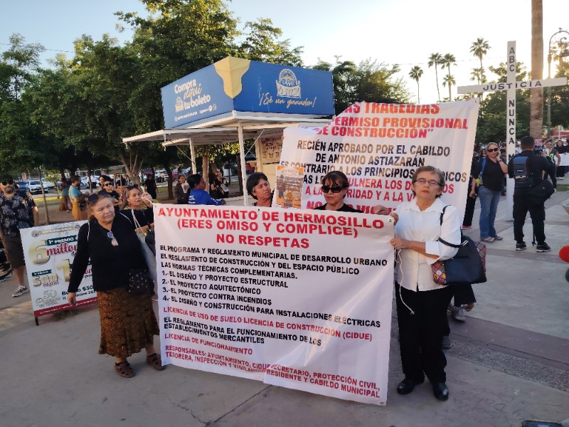 ﻿Marcha en Hermosillo: Exigen Justicia por las Víctimas del Incendio en Waldo's