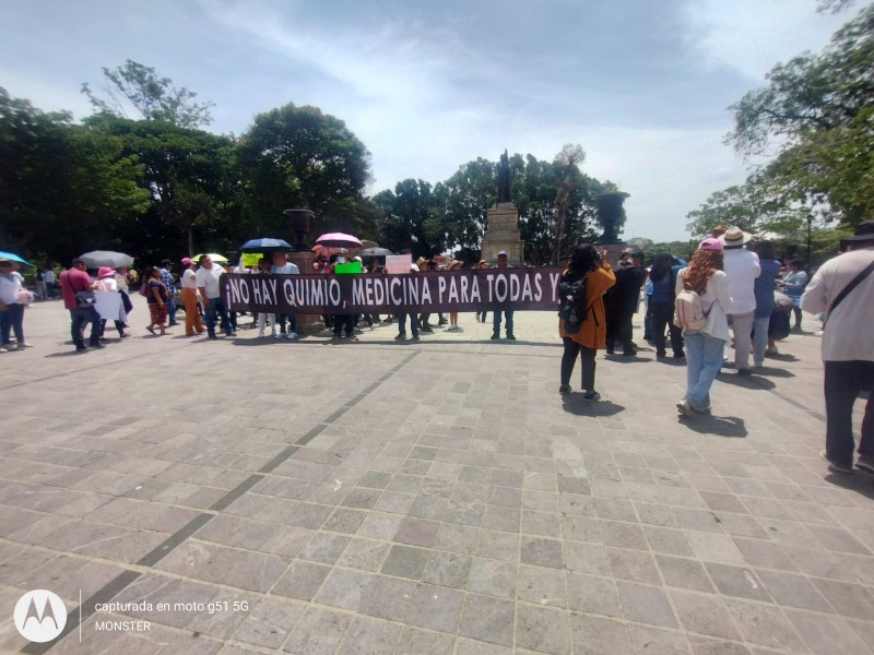 Marcha por la Salud en Oaxaca, organizaciones exigen medicamentos e insumos