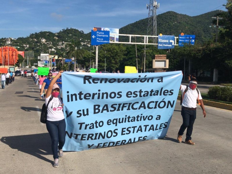 Marcha SUSPEG en Acapulco, exigen basificación de interinos