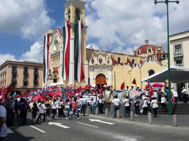 Marchan contra iniciativas que atentan a la Vida