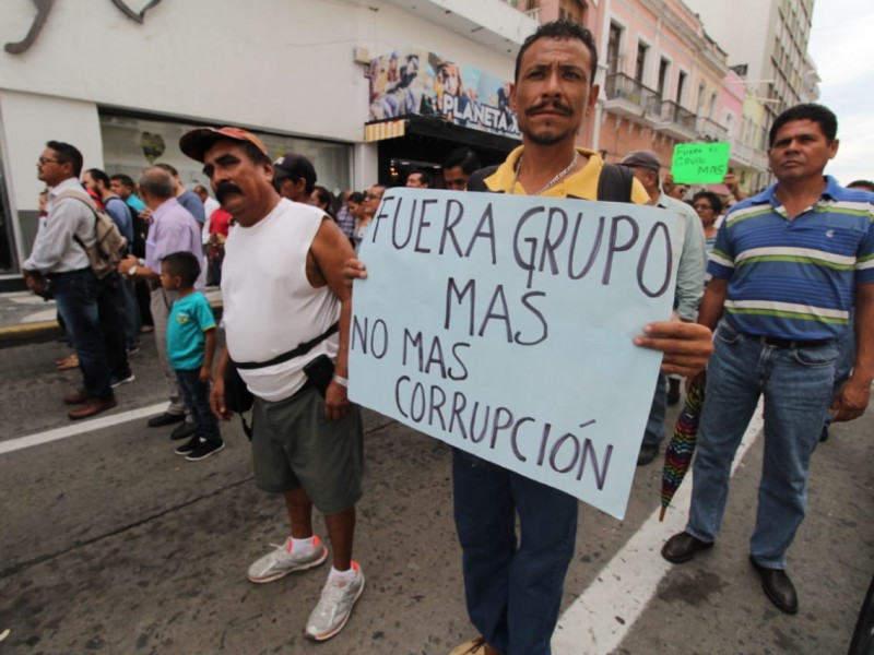 Marchan contra mala calidad de Grupo MAS