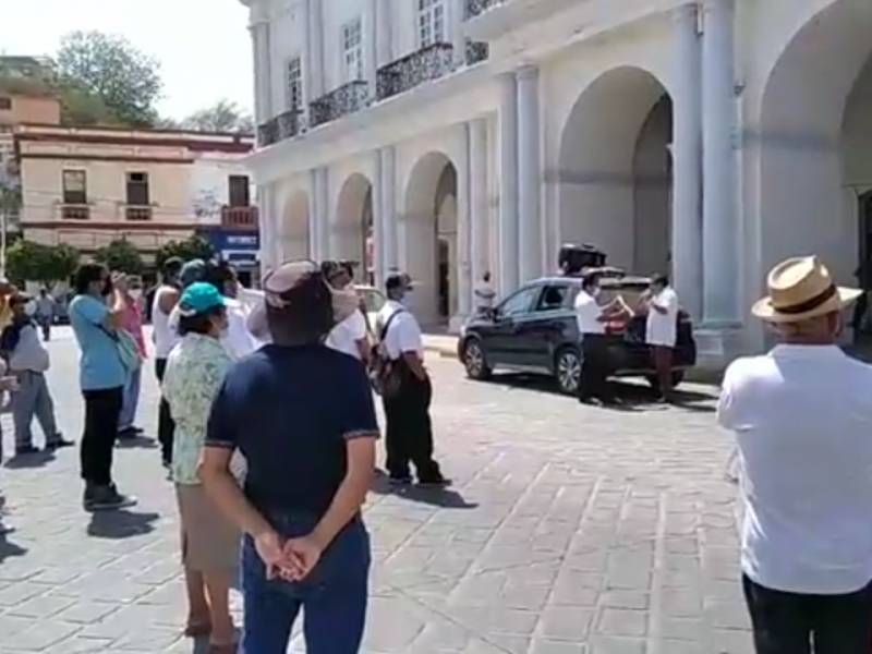 Marchan en Tehuantepec contra la imposición y la no reelección