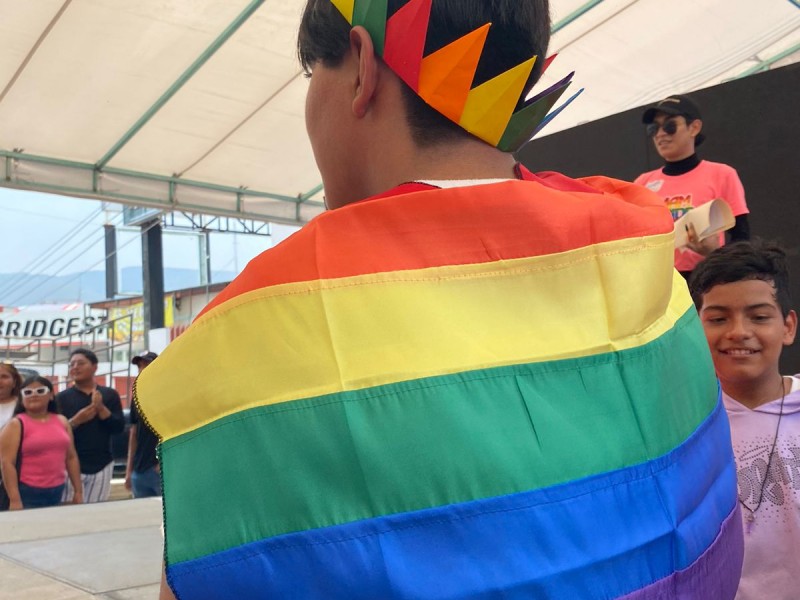 Marchan en Tuxtla Gutiérrez integrantes de comunidad LGBTTTIQ+