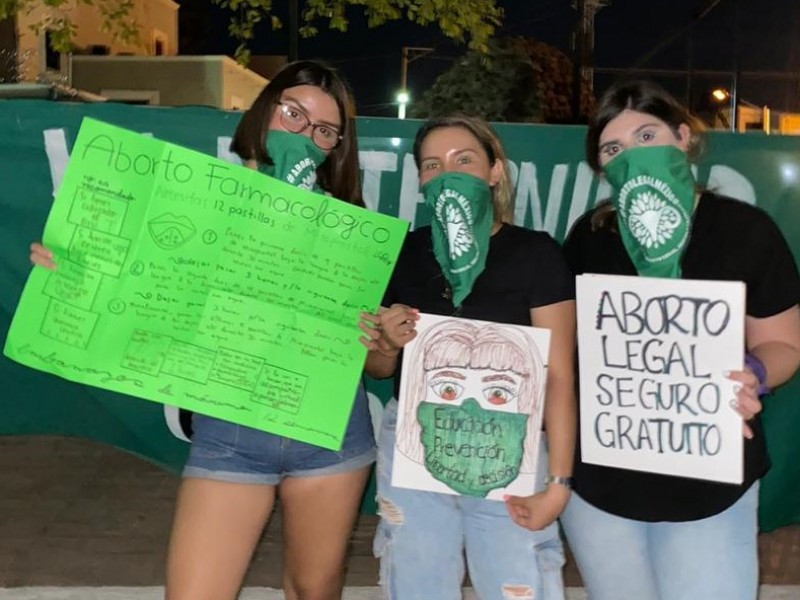 Marchan guaymenses a favor del aborto legal