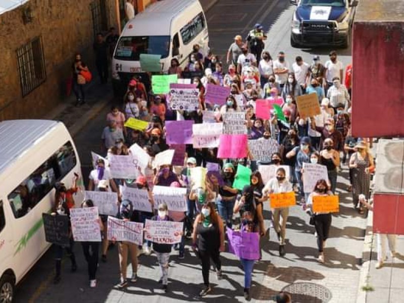 Marchan mujeres en contra de agresión en contra de Valeria