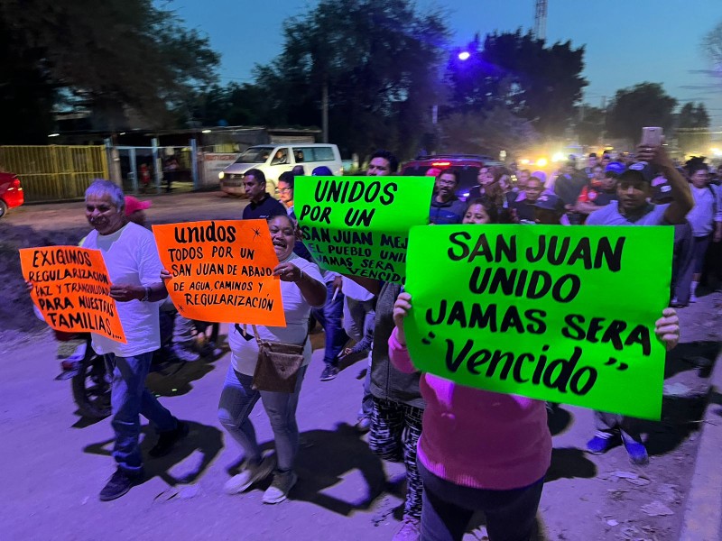 Marchan nuevamente habitantes de San Juan de Abajo, exigen ya la regularización
