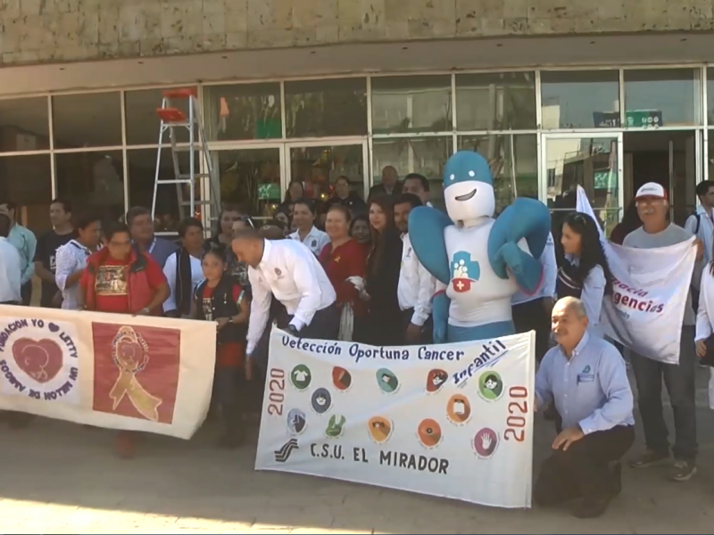 Marchan para conmemoral día del Cáncer Infantil