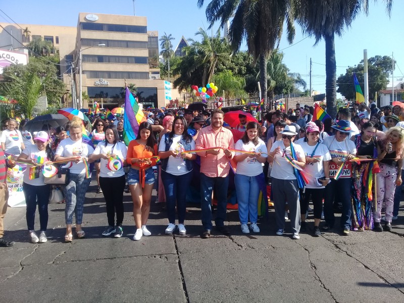 Marchan por la Diversidad Sexual en Culiacán
