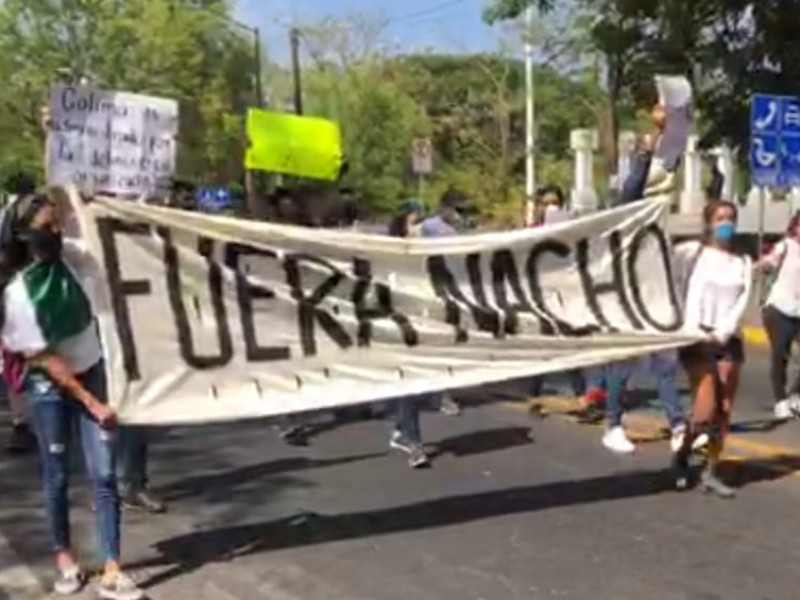 Marchan “por la paz y justicia” exigen renuncia del gobernador