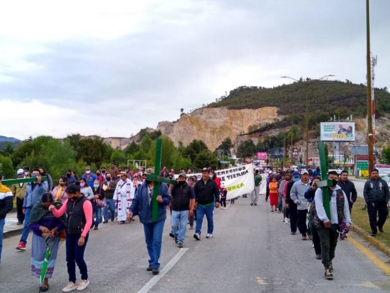 Marchan por los humedales en SCLC