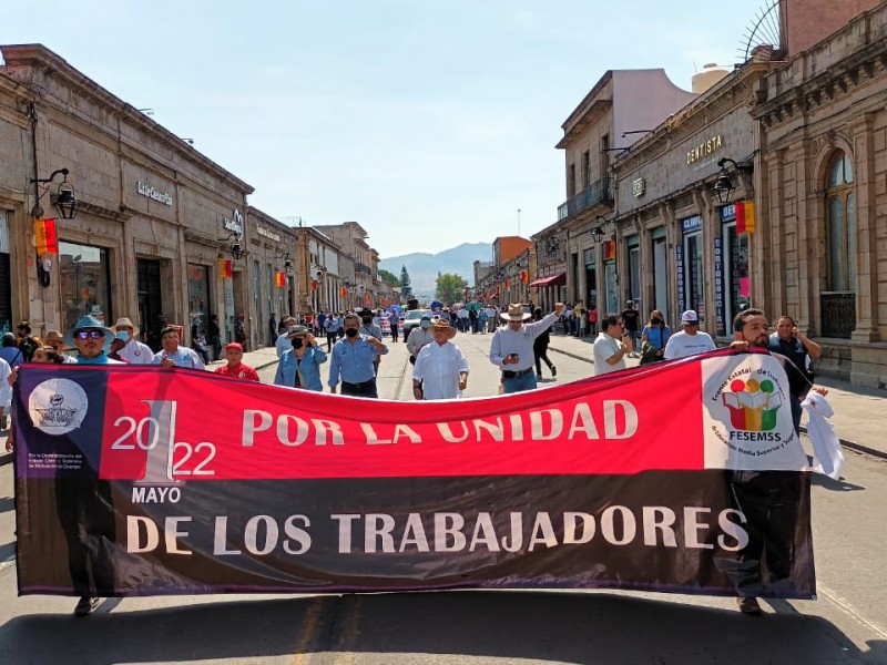 Marchan por respeto a la autonomía sindical y derechos laborales