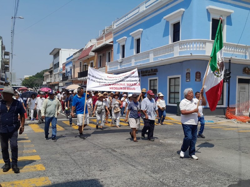 Marcharon en centro de Veracruz contra empresas privadas del agua