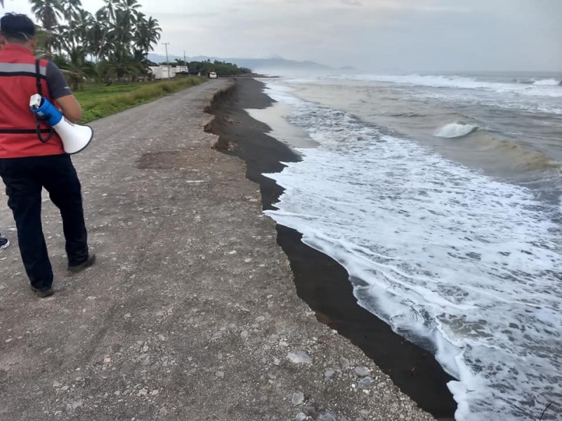 Marejadas afectan acceso de El Chupadero