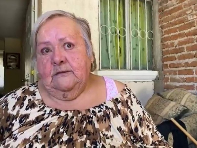 María tiene 72 años, está enferma y sola, busca apoyo